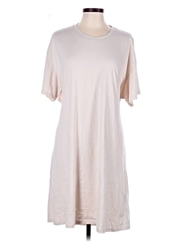 H&M Casual Dress (view 1)