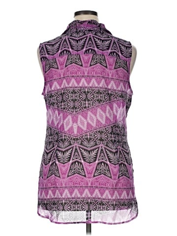 Attention Sleeveless Blouse (view 2)
