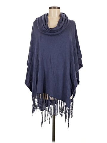 Lovestitch Poncho (view 1)