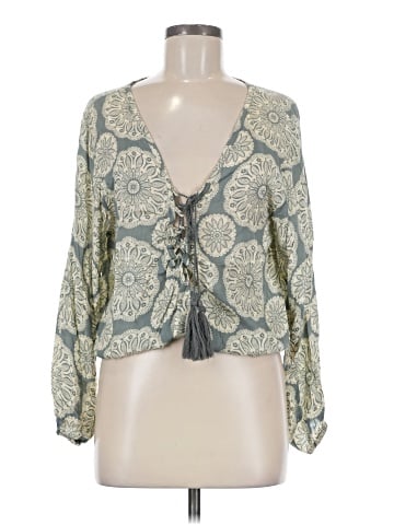 Tiare Hawaii 3/4 Sleeve Blouse (view 1)