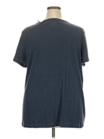 Maurices Short Sleeve Top (view 2)