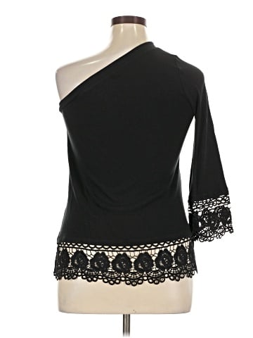 Red Haute 3/4 Sleeve Top (view 2)