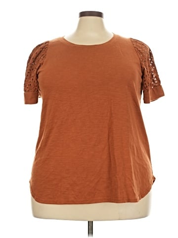 Jane and Delancey Short Sleeve Top (view 1)
