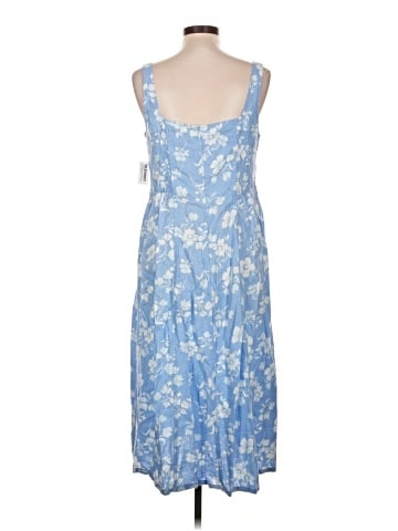 Old Navy Casual Dress (view 2)