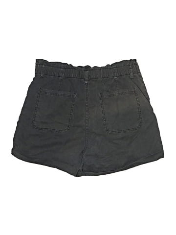 Universal Thread Shorts (view 2)