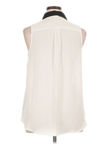 Forever 21 Plus Sleeveless Blouse (view 2)