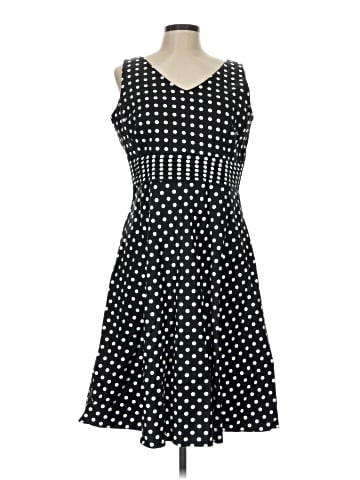 Amanda Smith Casual Dress (view 1)