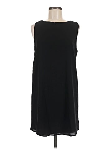 BB Dakota Sleeveless Top (view 1)