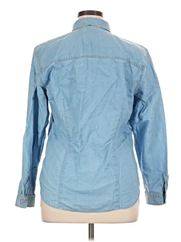 Lizwear by Liz Claiborne Long Sleeve Button-Down Shirt (view 2)