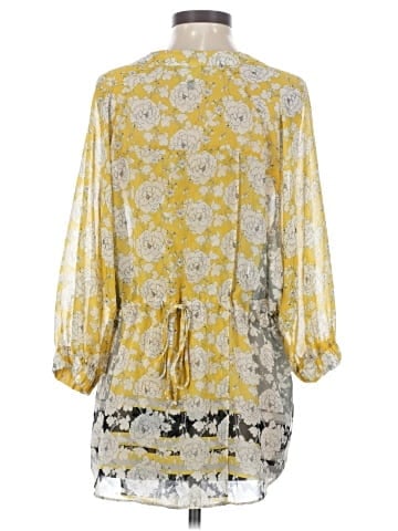 CAbi 3/4 Sleeve Blouse (view 2)