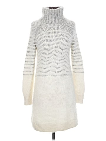 Sleeping On Snow Casual Dress (view 1)