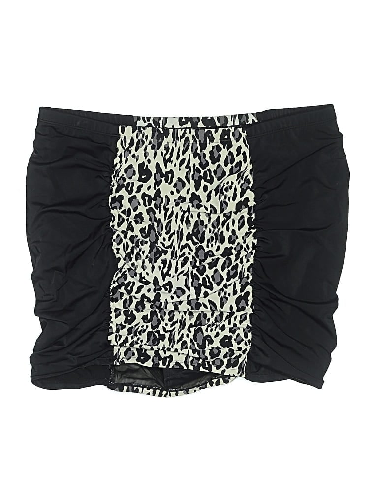Pre-owned Torrid Swimsuit Bottoms In Black