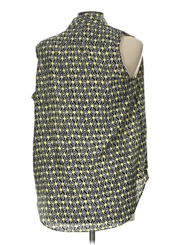 Violet & Claire Tank Top (view 2)