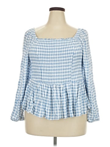 Torrid 3/4 Sleeve T-Shirt (view 1)