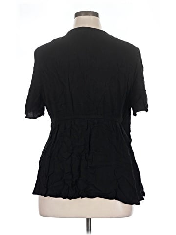 Torrid Short Sleeve Blouse (view 2)