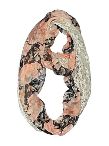 Hinge Scarf (view 1)