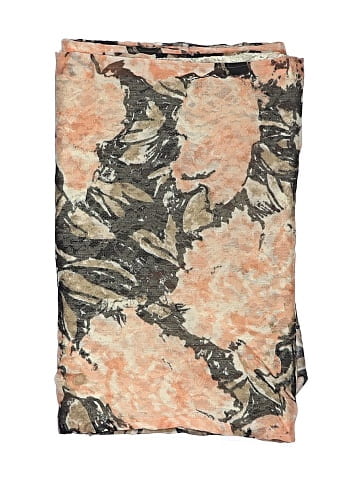 Hinge Scarf (view 2)