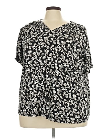Croft & Barrow Short Sleeve Henley (view 1)