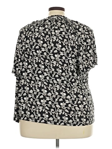 Croft & Barrow Short Sleeve Henley (view 2)
