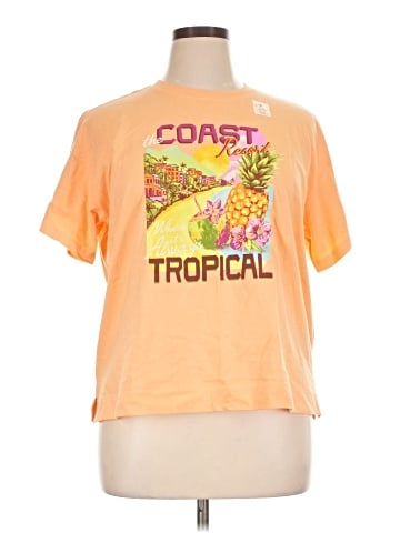 Old Navy Short Sleeve T-Shirt (view 1)