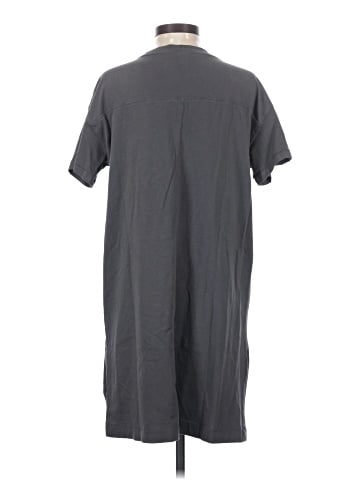 Old Navy Casual Dress (view 2)