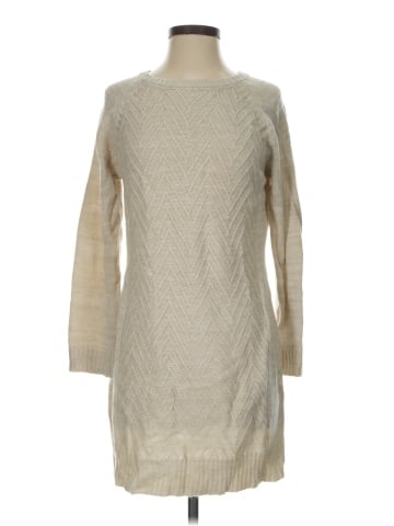 Jun & Ivy Pullover Sweater (view 1)