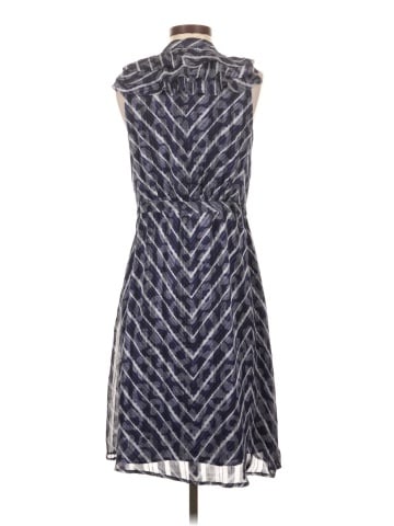 Banana Republic Casual Dress (view 2)