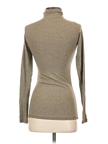 Vince. Long Sleeve Turtleneck (view 2)