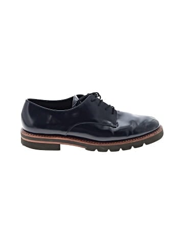 Stuart Weitzman Flats (view 1)