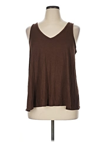 Old Navy Sleeveless T-Shirt (view 1)