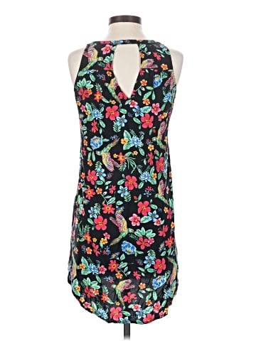 Old Navy Casual Dress (view 2)
