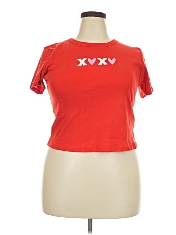 Doe Short Sleeve T-Shirt (view 1)
