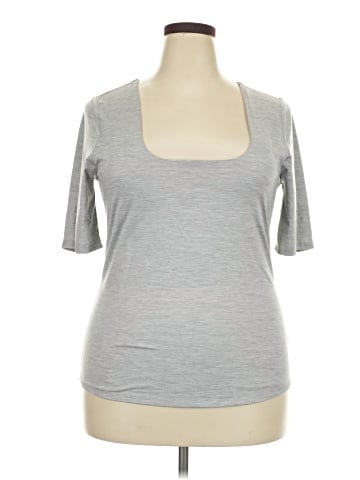 Torrid 3/4 Sleeve T-Shirt (view 1)