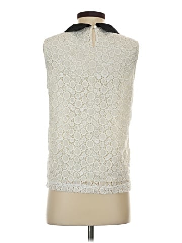Comme Toi Sleeveless Blouse (view 2)