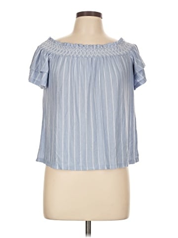 American Eagle Outfitters Short Sleeve Blouse (view 1)