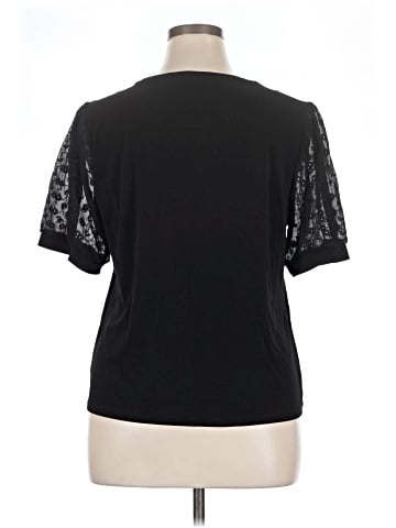 CeCe Short Sleeve Top (view 2)
