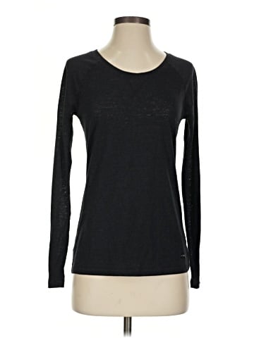 Under Armour Long Sleeve T-Shirt (view 1)
