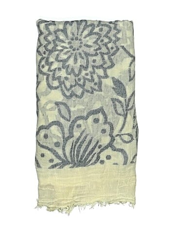 Universal Thread Scarf (view 2)