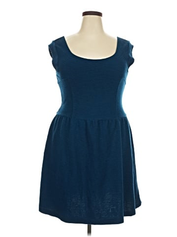 American Eagle Outfitters Casual Dress (view 1)