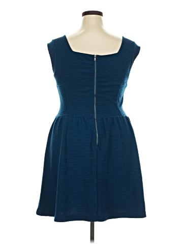 American Eagle Outfitters Casual Dress (view 2)