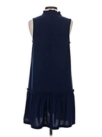 Crown & Ivy Casual Dress (view 2)