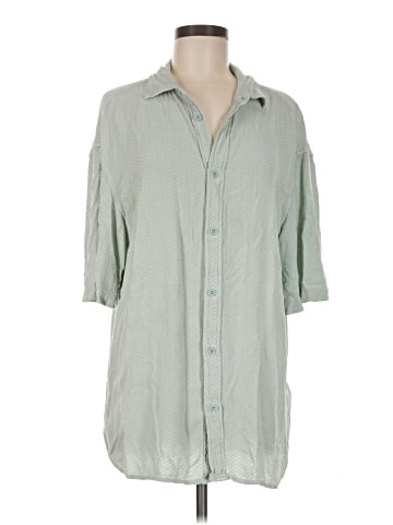 Urban Outfitters 3/4 Sleeve Button-Down Shirt (view 1)