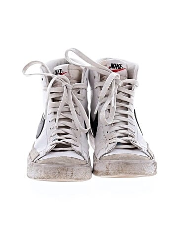 Nike Sneakers (view 2)