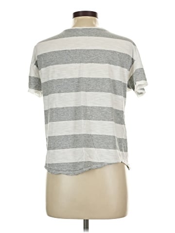 Old Navy Short Sleeve T-Shirt (view 2)