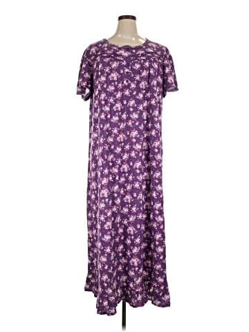 Dreams & Co. Casual Dress (view 1)