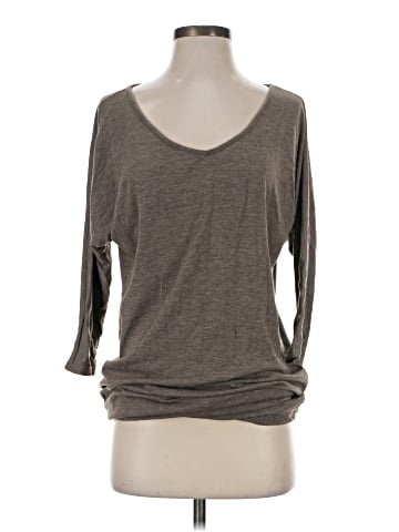 Old Navy Pullover Sweater (view 1)