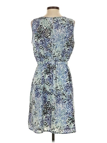 Ann Taylor LOFT Outlet Cocktail Dress (view 2)