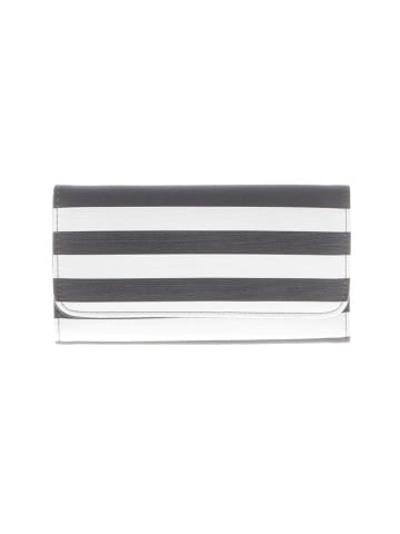 Kut from the Kloth Wallet (view 1)