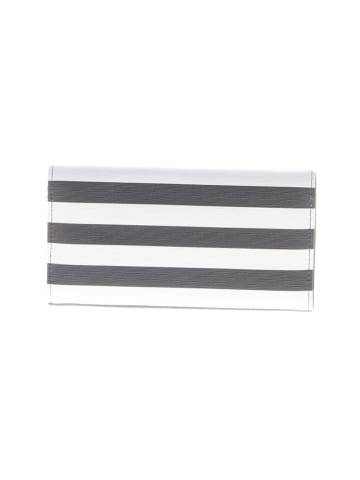 Kut from the Kloth Wallet (view 2)