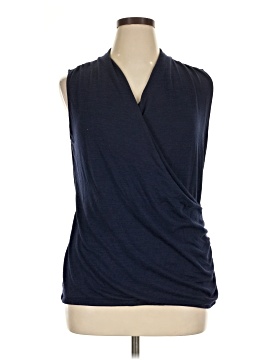 41 Hawthorn Sleeveless Blouse